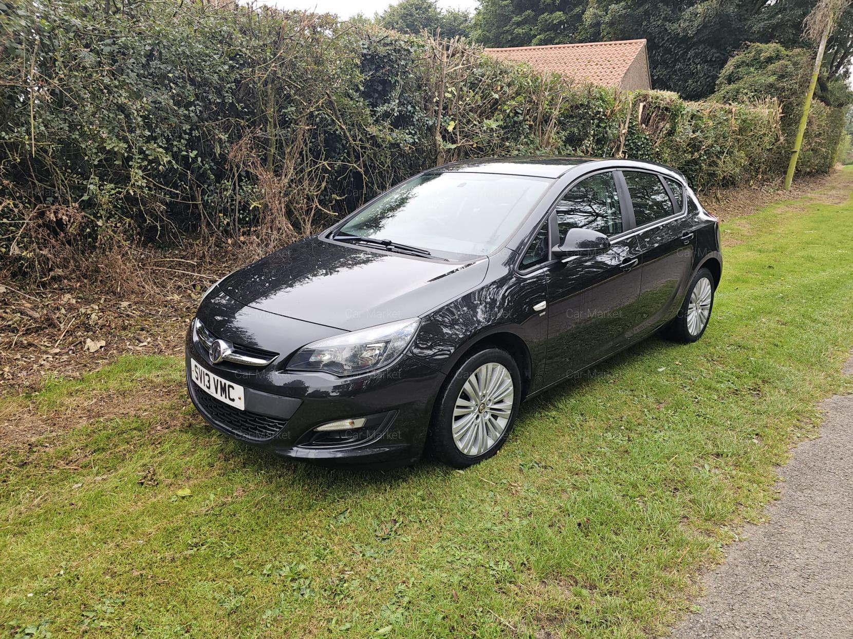 Vauxhall Astra 1.4 16v Energy Hatchback 5dr Petrol Manual Euro 5 (100 ps)